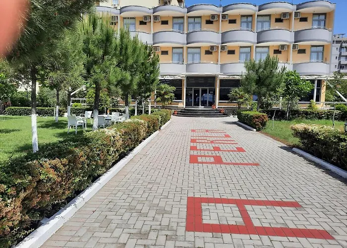 La Perla Shëngjin