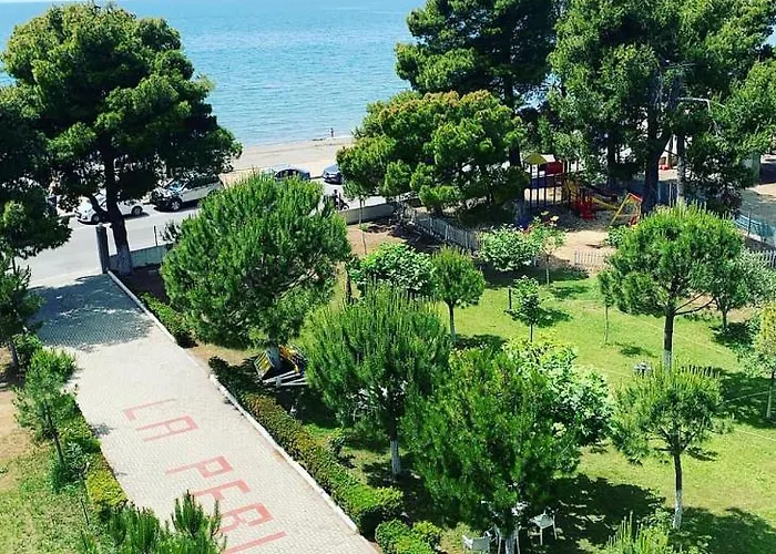 ホテル La Perla *