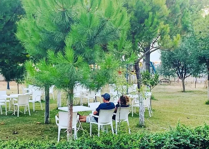 ホテル La Perla *